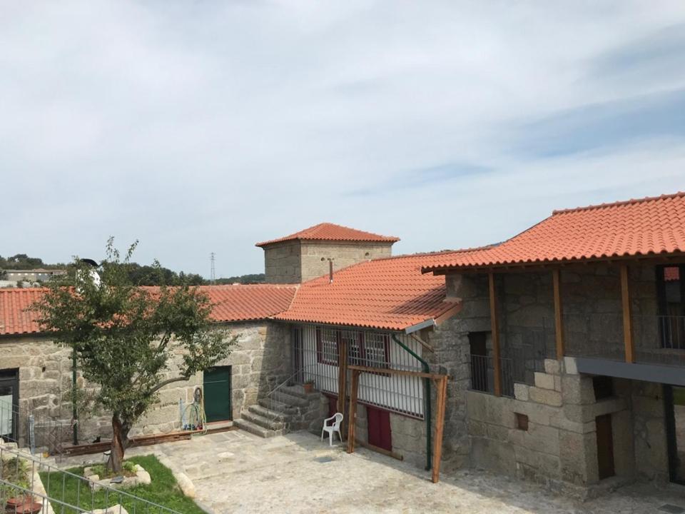 Quinta Do Pinheiro Villa Guimaraes Luaran gambar